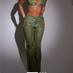 Sla the label Santorini trouser. Size medium but fits like a large.